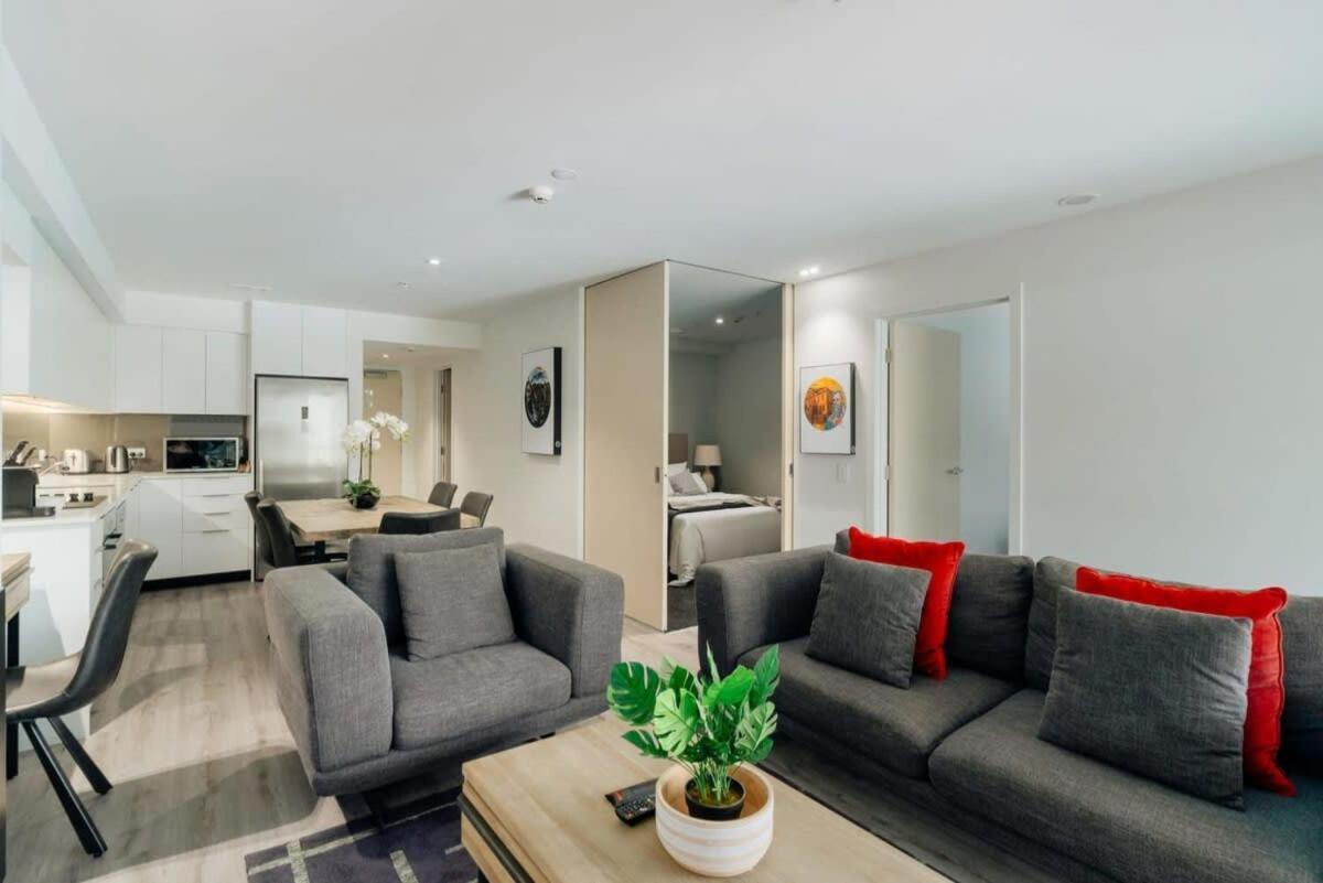 Penthouse Leisure Apartment ควีนส์ทาวน์ ภายนอก รูปภาพ